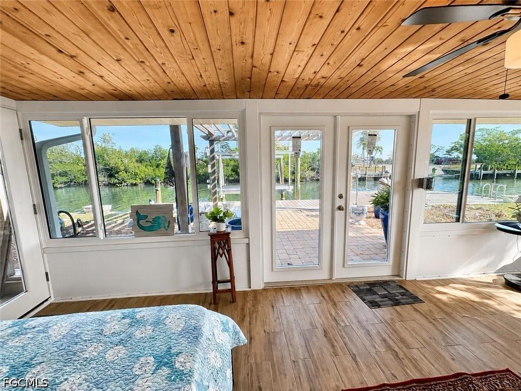 11242 Matlacha Ave., Matlacha, FL 33993