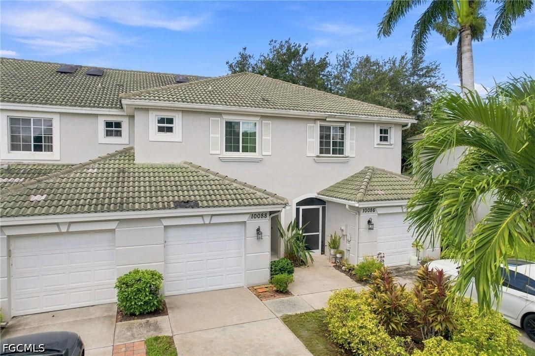 10088 Pacific Pines Ave., Fort Myers, FL 33966