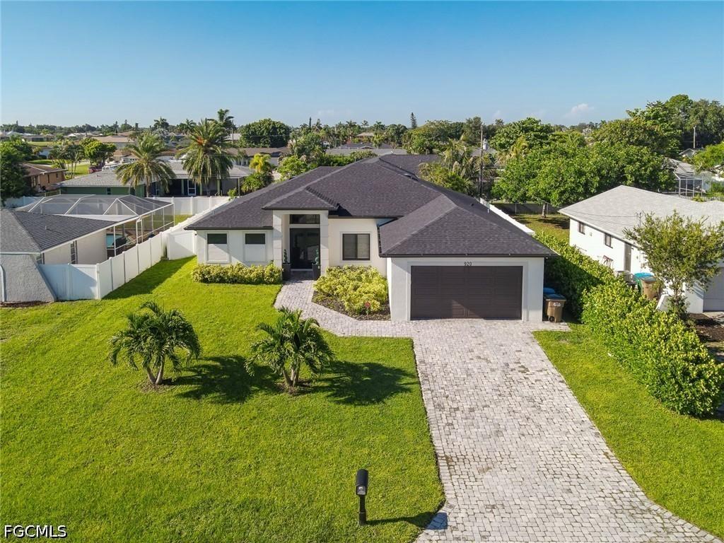 920 SE 15th Ter., Cape Coral, FL 33990