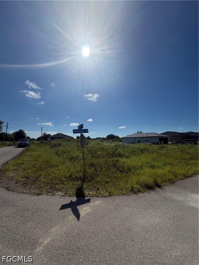 6014 Hanna Ave., Lehigh Acres, FL 33971
