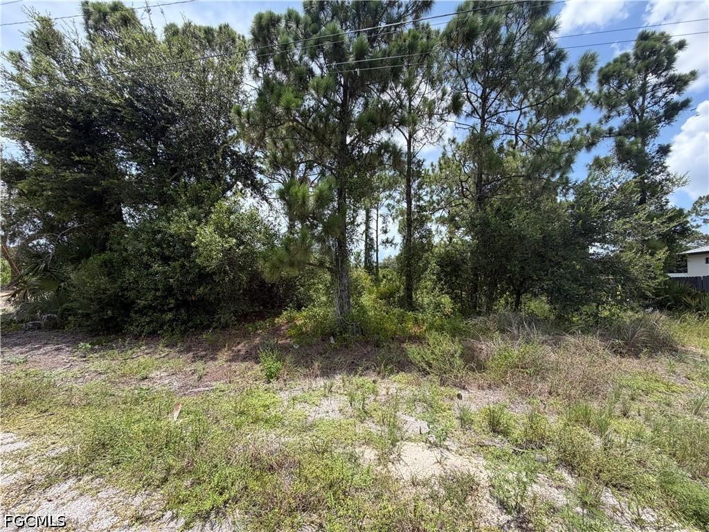 190 Wanatah Ave., Lehigh Acres, FL 33974