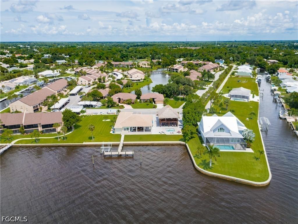 15475 Admiralty Cir., North Fort Myers, FL 33917