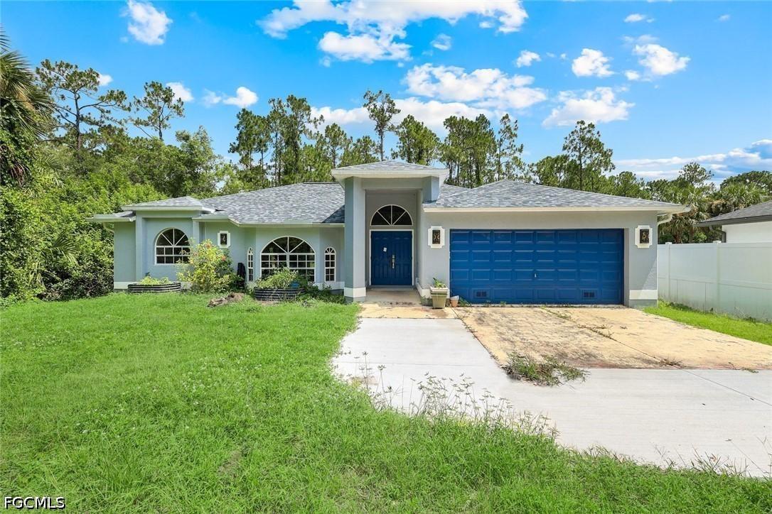 341 41st Ave., Naples, FL 34120