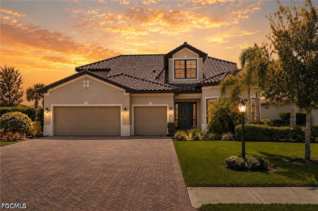 17551 Elkgrove Ln., Estero, FL 33928