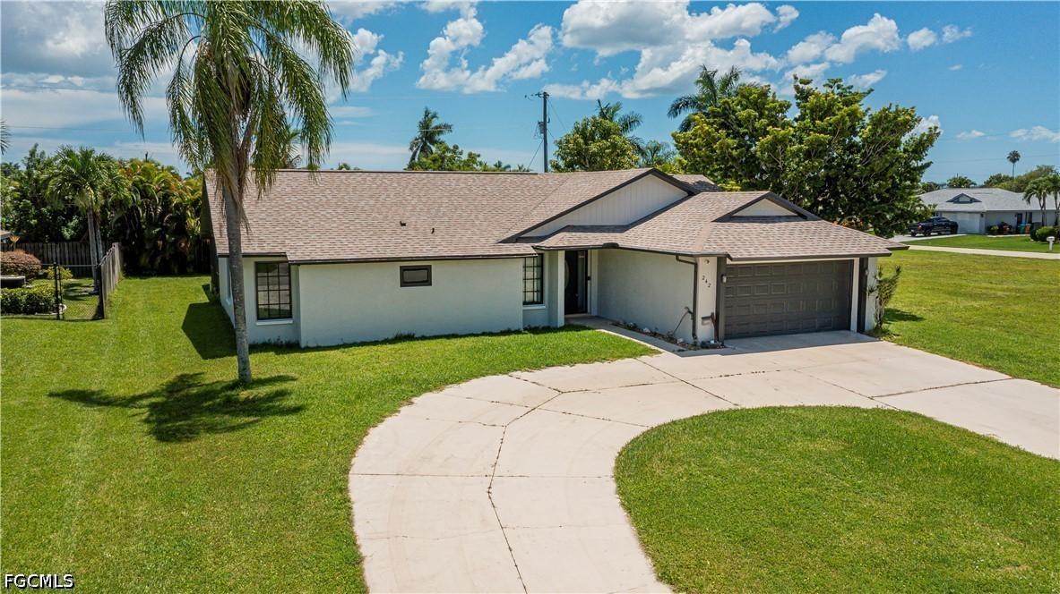242 SW 45th Ter., Cape Coral, FL 33914