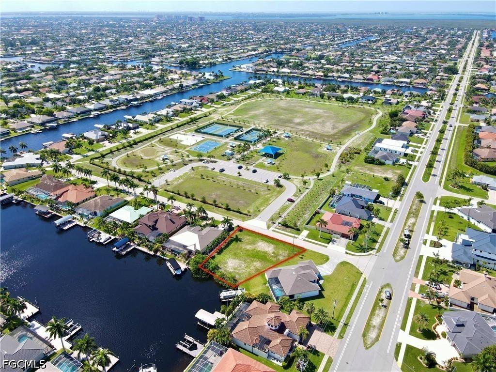 2719 SW 43rd Ter., Cape Coral, FL 33914