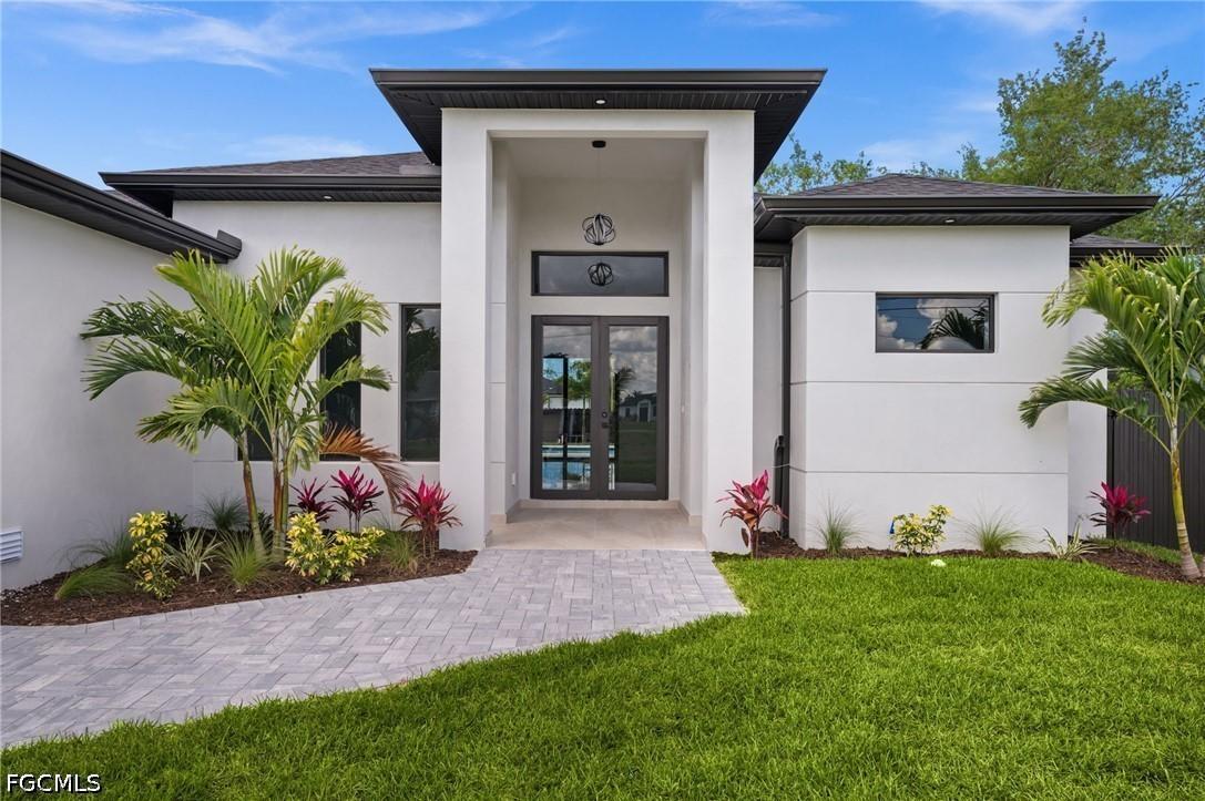 1532 NW 24th Pl., Cape Coral, FL 33993