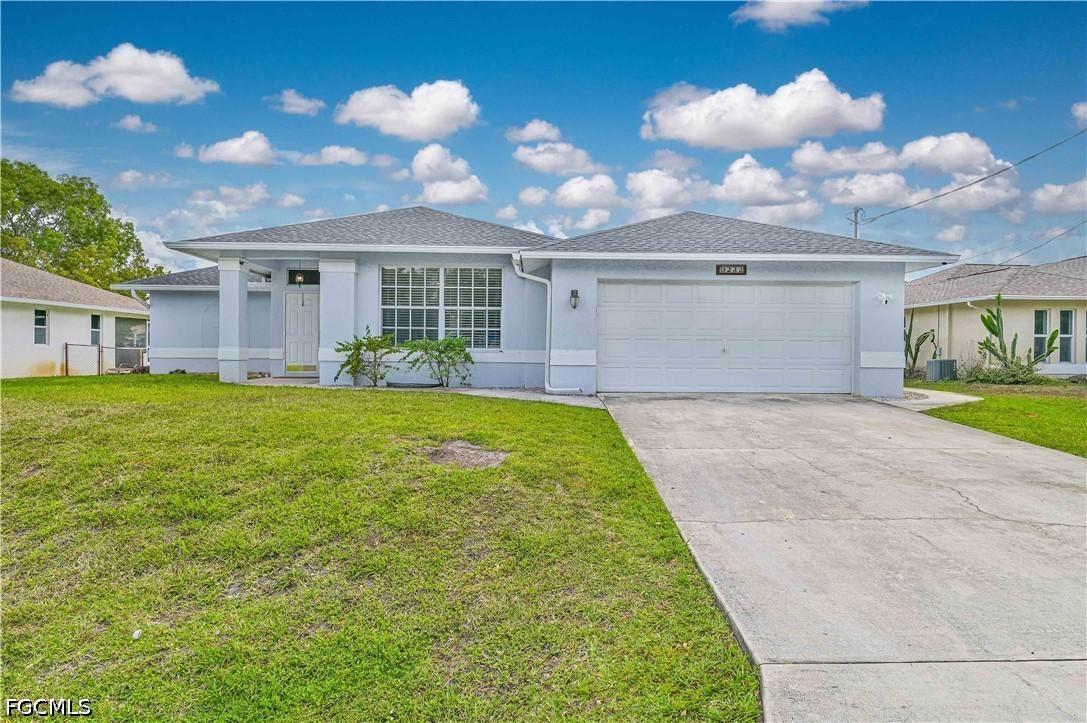 9232 Cypress Dr., Fort Myers, FL 33967
