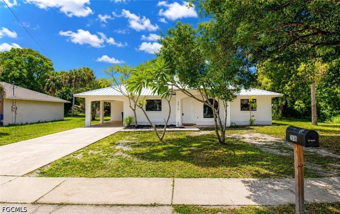 2816 Economy St., Fort Myers, FL 33916