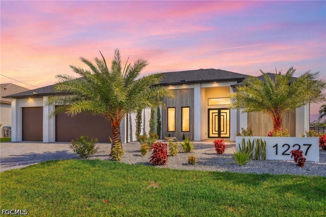 1227 SW 37th St., Cape Coral, FL 33914
