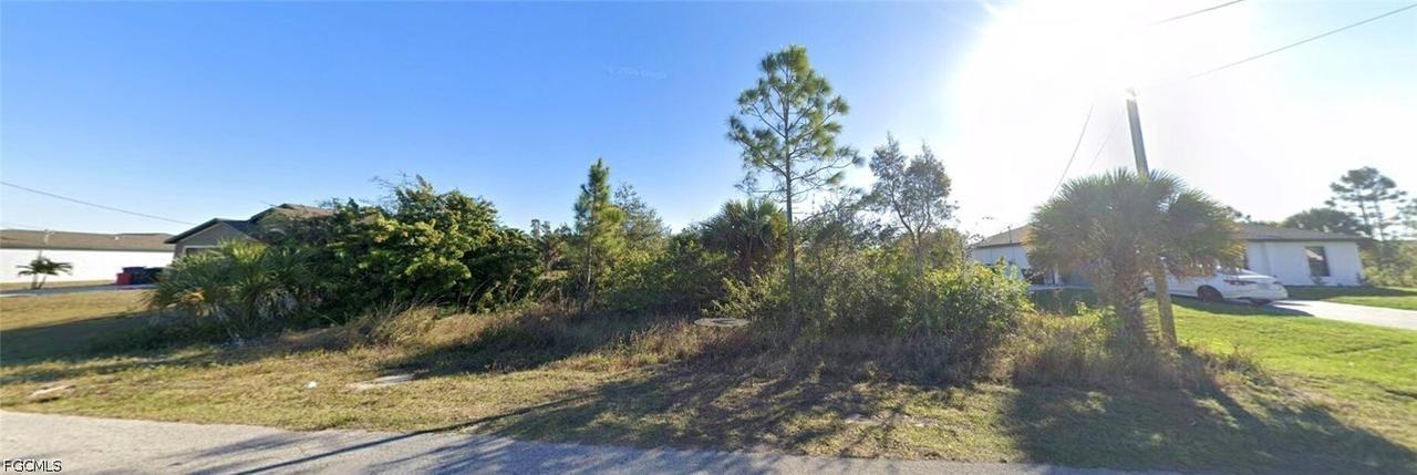 847 Youngreen Dr., Fort Myers, FL 33913
