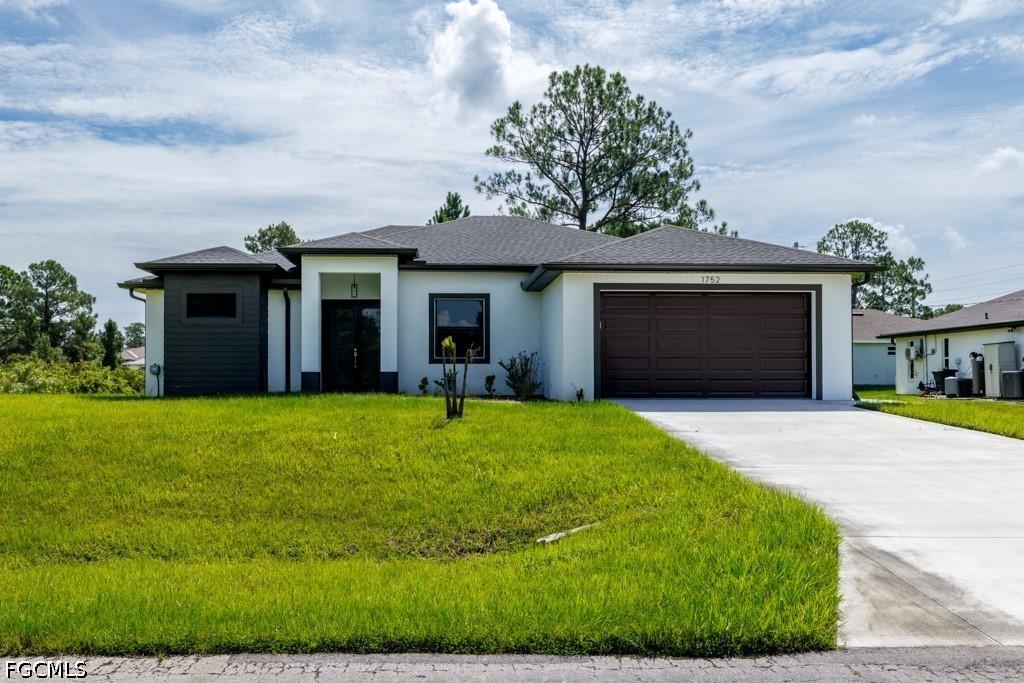 1752 Pine Ave., Lehigh Acres, FL 33972