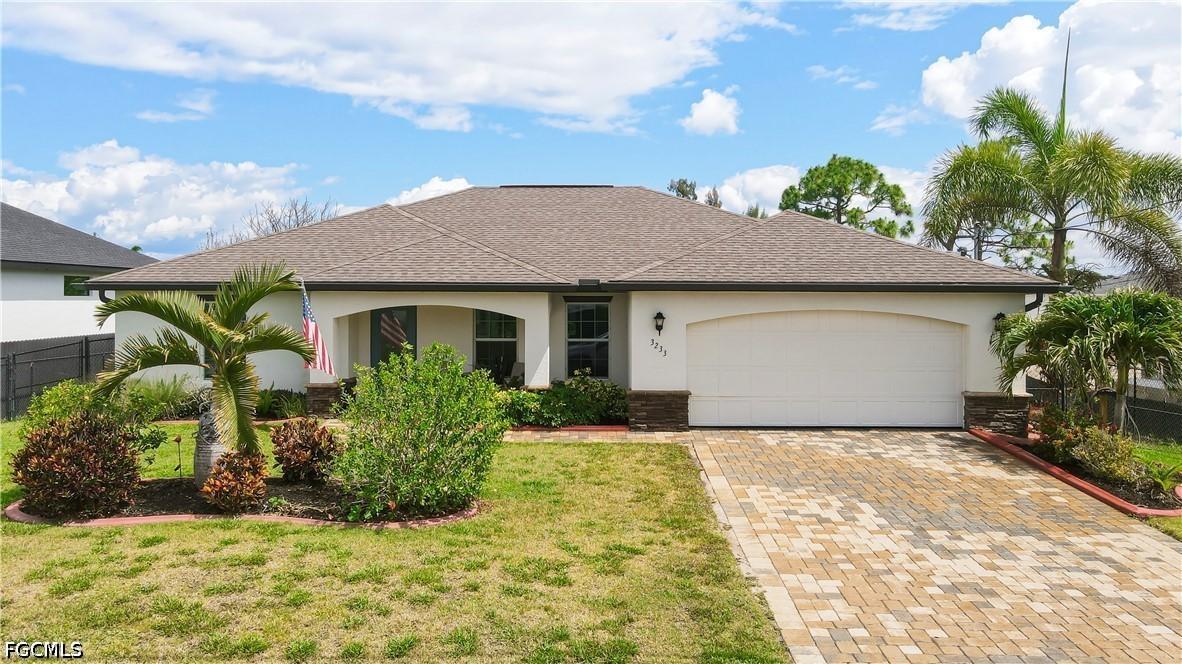 3233 NW 21st St., Cape Coral, FL 33993