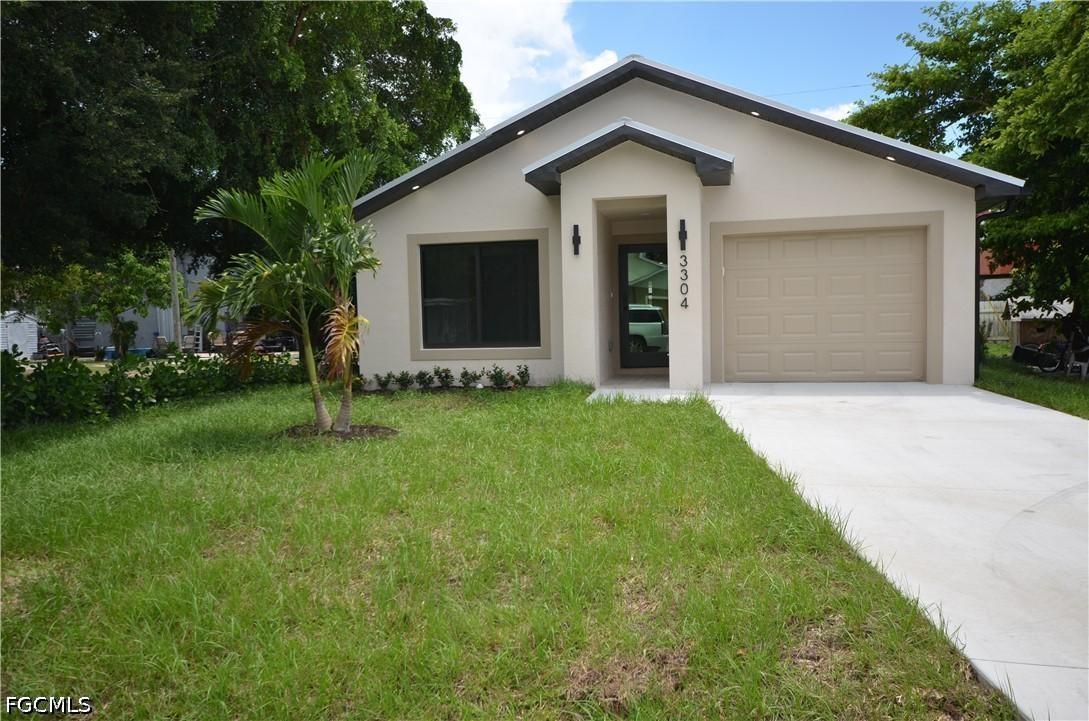 3304 Armstrong Ct., Fort Myers, FL 33916