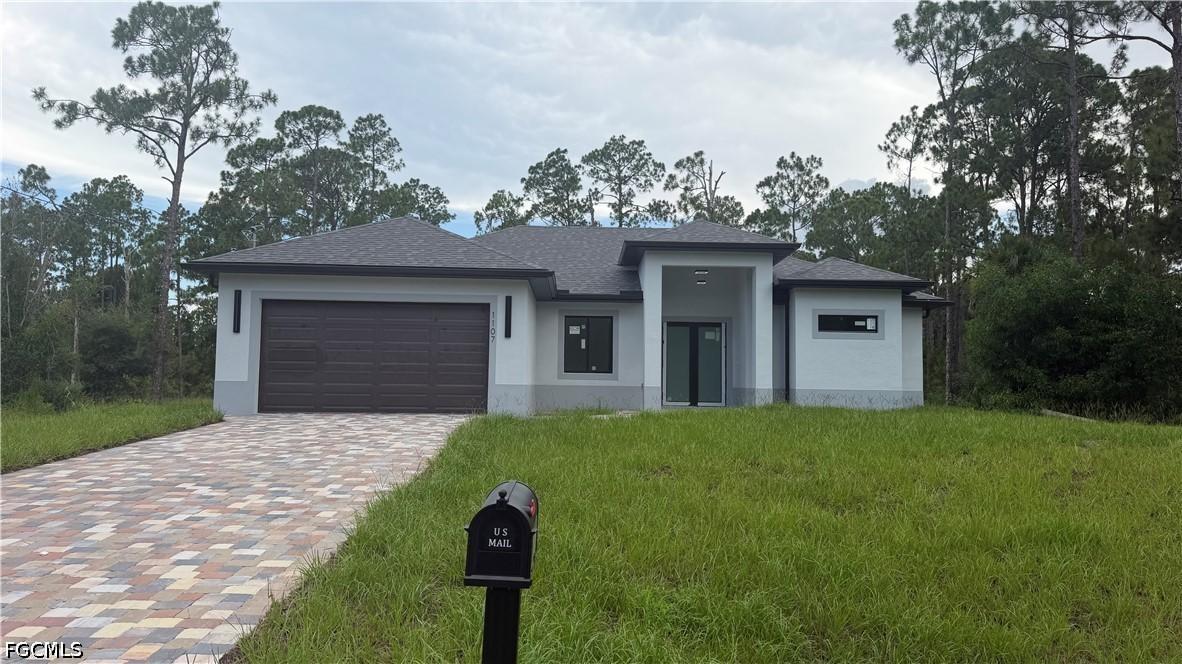 1107 Edison Ave., Lehigh Acres, FL 33972