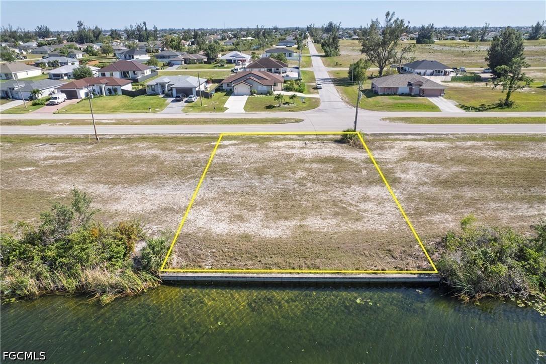 2825 Diplomat Pkwy., Cape Coral, FL 33993