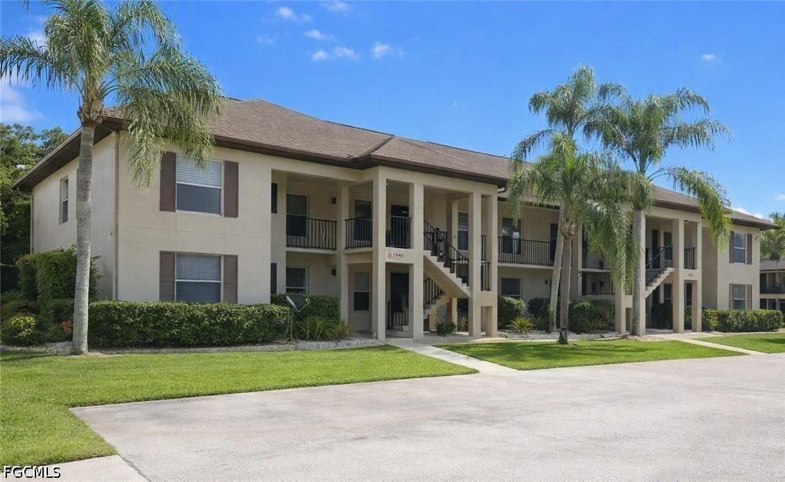 5735 Foxlake Dr. #8, North Fort Myers, FL 33917