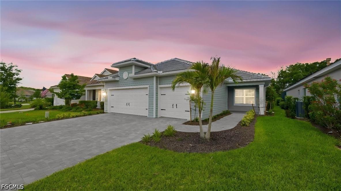 3075 Heritage Pines Dr., Fort Myers, FL 33905