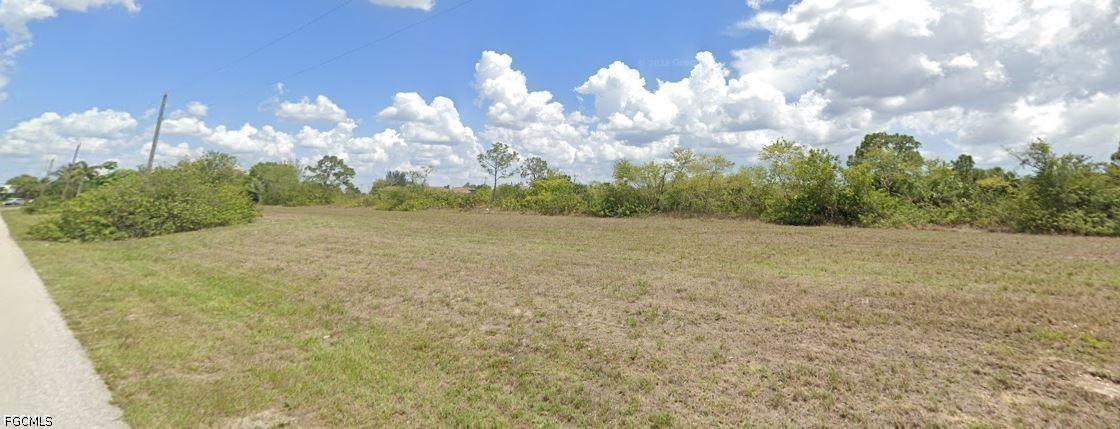 1806 NE 23rd Ter., Cape Coral, FL 33909