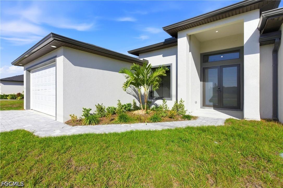 131 Kismet Pkwy., Cape Coral, FL 33909