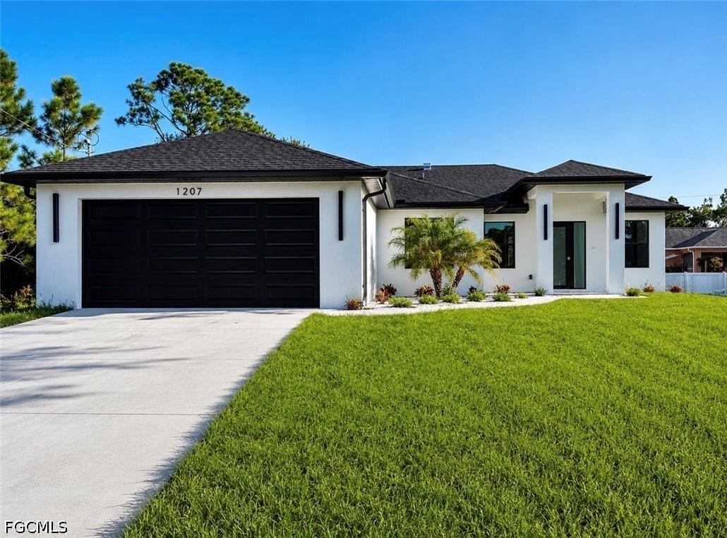 1207 Galileo St., Lehigh Acres, FL 33974