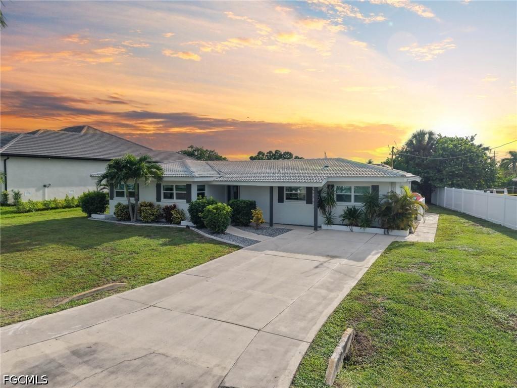 5310 Bayshore Ave., Cape Coral, FL 33904