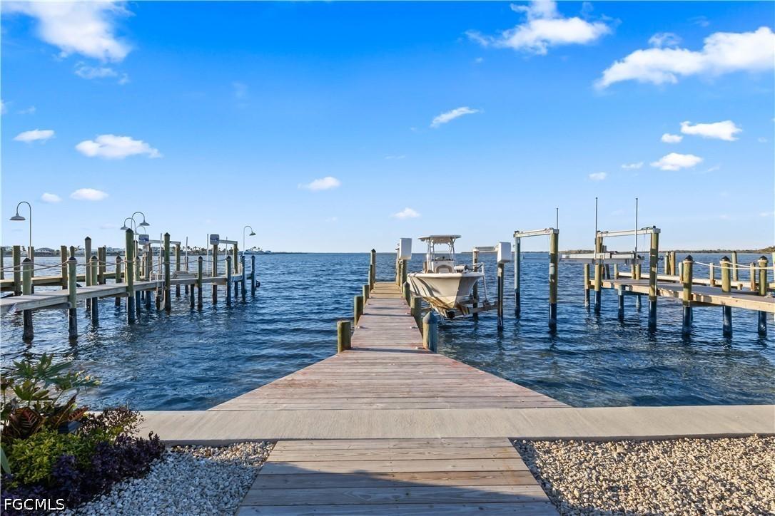 4278 Pine Island Rd., Matlacha, FL 33993