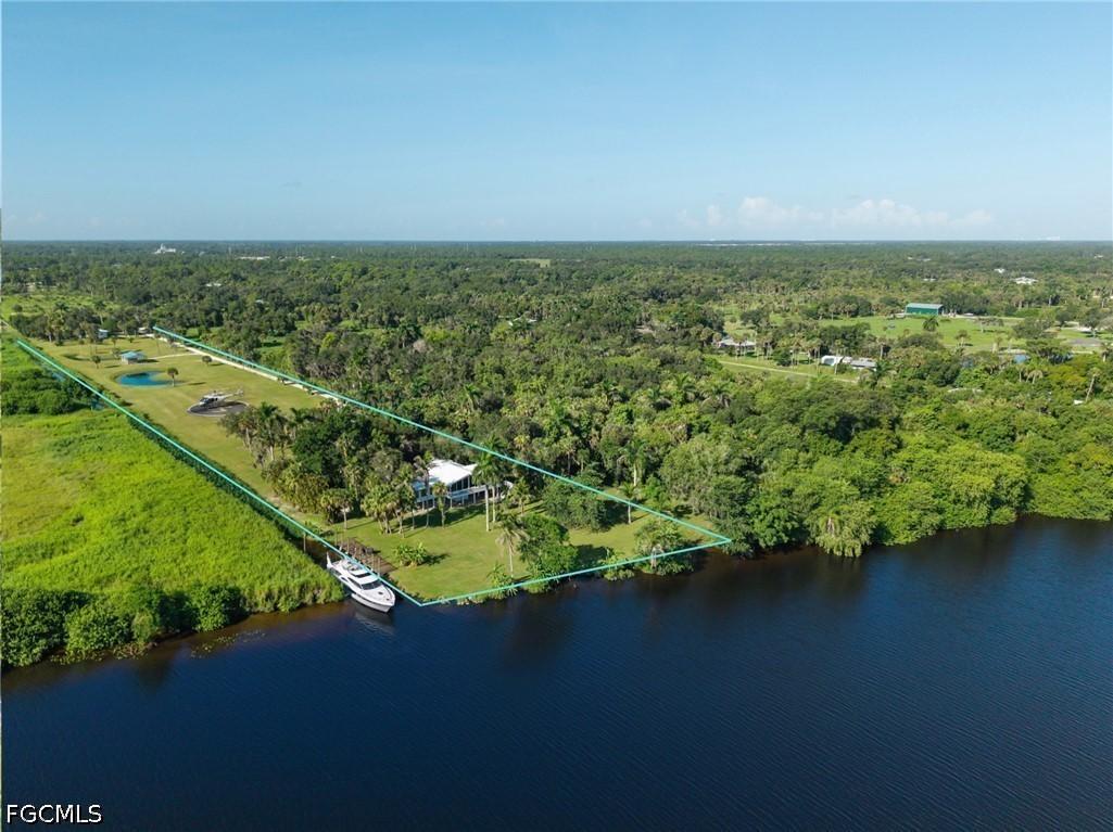 19481/483 S River Rd., Alva, FL 33920