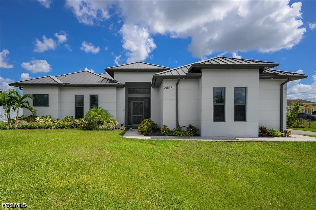 2806 45th Ave., Naples, FL 34120
