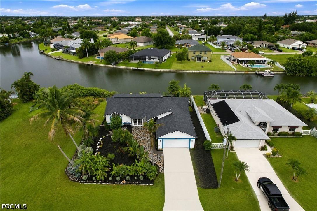 28 NE 19th Ct., Cape Coral, FL 33909