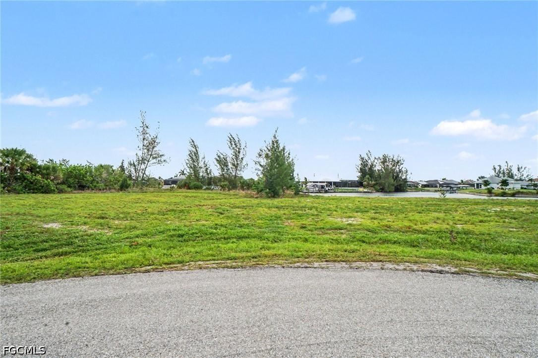 3900 NW 19th St., Cape Coral, FL 33993