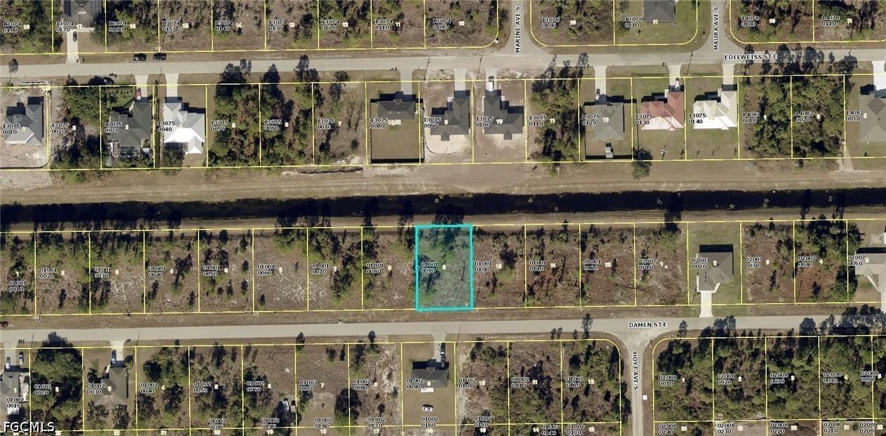 1127 Damen St., Lehigh Acres, FL 33974