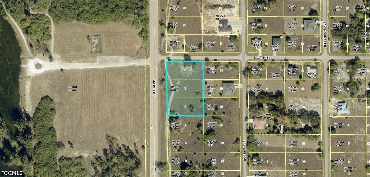 1618, 1620 & 1622 Joel Blvd., Lehigh Acres, FL 33972