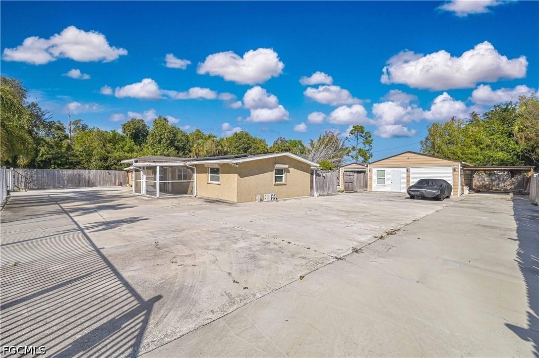 101 Lucille Ave., Fort Myers, FL 33916
