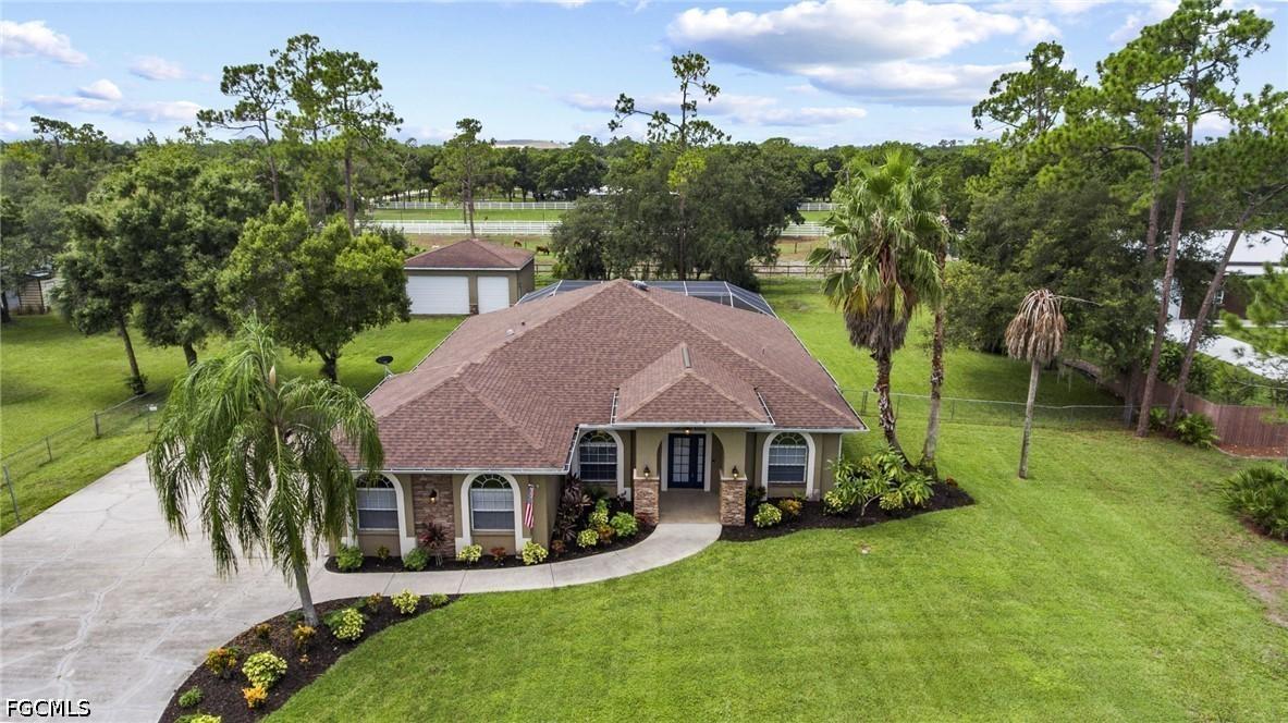 11704 Bentwood Ct., North Fort Myers, FL 33917