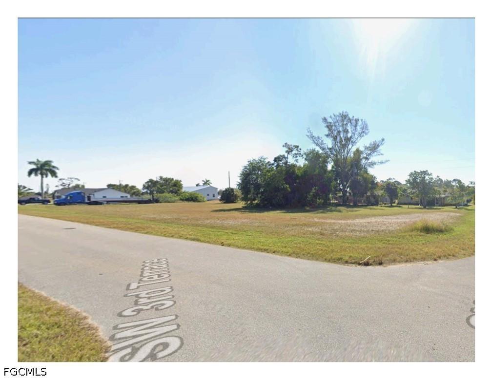 720 SW 3rd Ter., Cape Coral, FL 33991