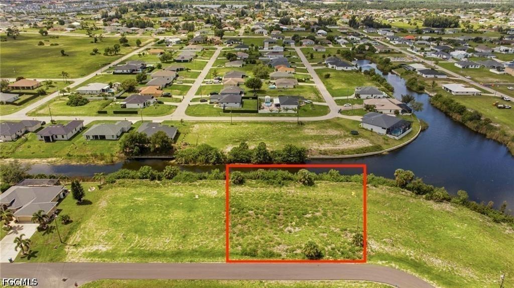 1812 NW 2nd Ter., Cape Coral, FL 33993