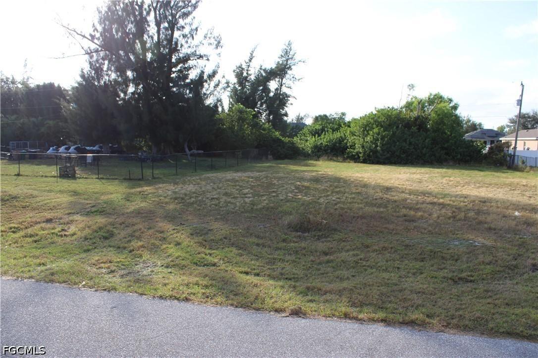 1634 NW 1st Ave., Cape Coral, FL 33993