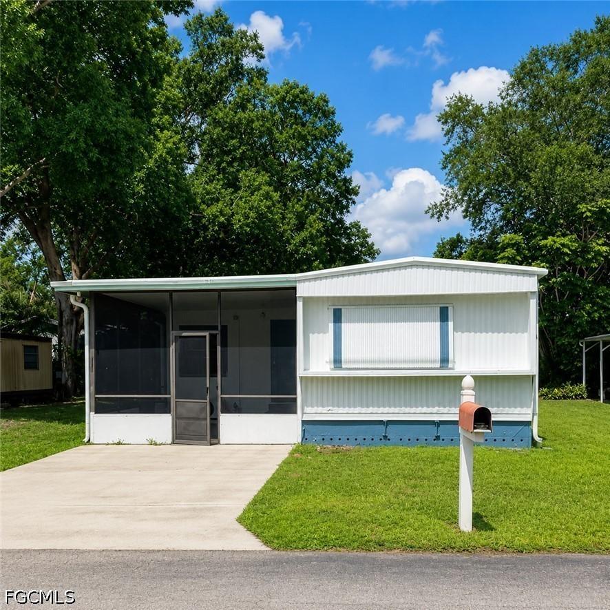 316 W Buell Dr., Fort Myers, FL 33905