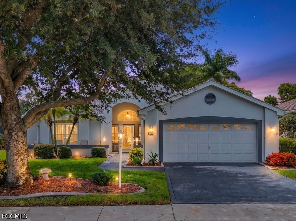 1970 Corona Del Sire Dr., North Fort Myers, FL 33917