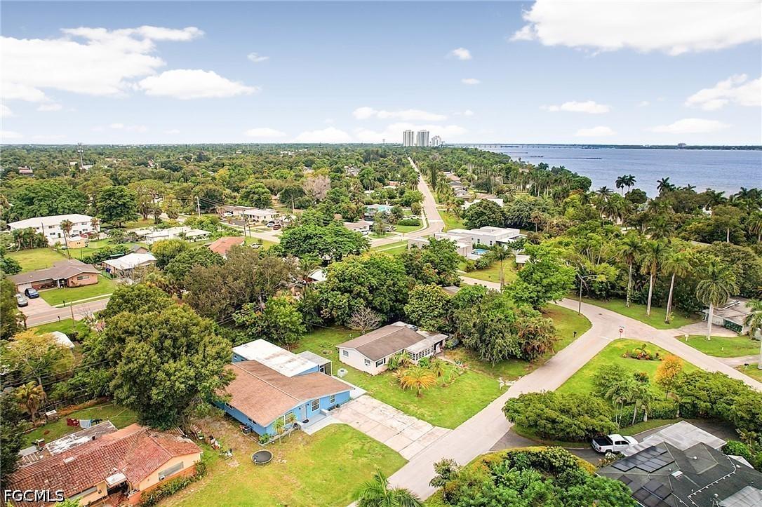 4028 Manning Ave., Fort Myers, FL 33916