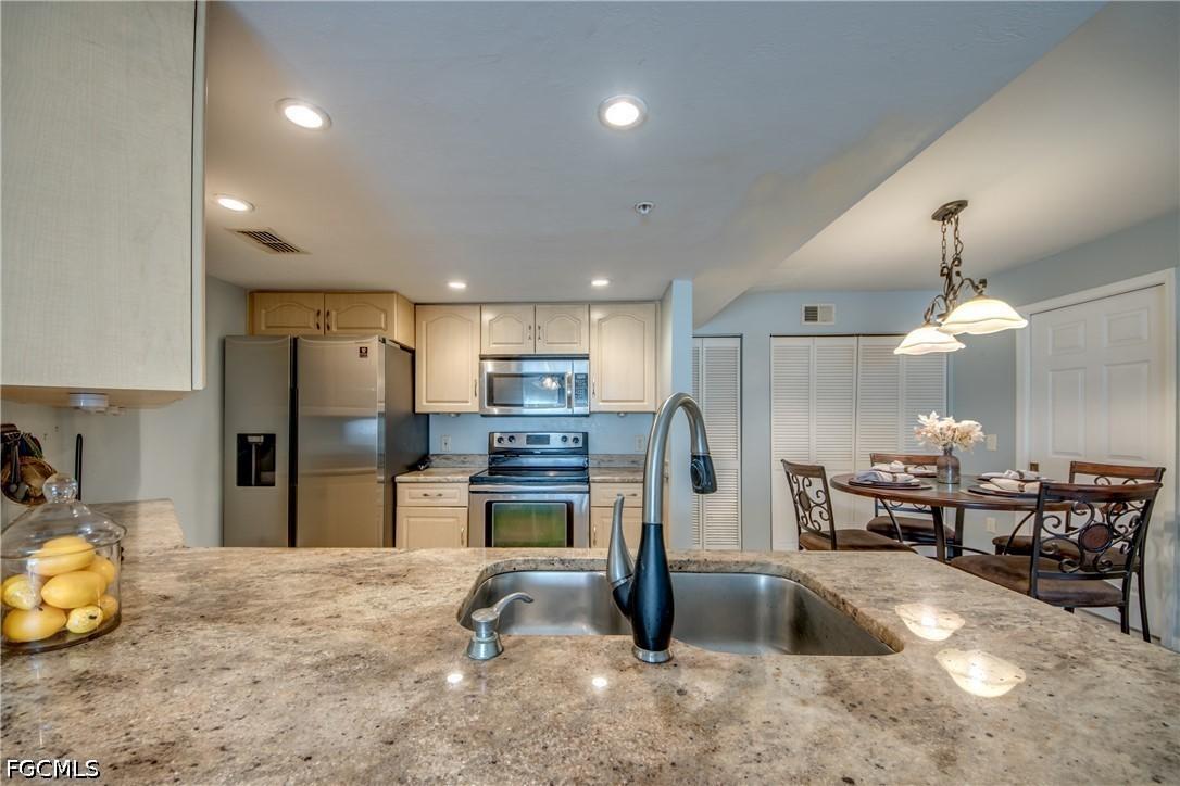 1761 Four Mile Cove Pkwy. #513, Cape Coral, FL 33990