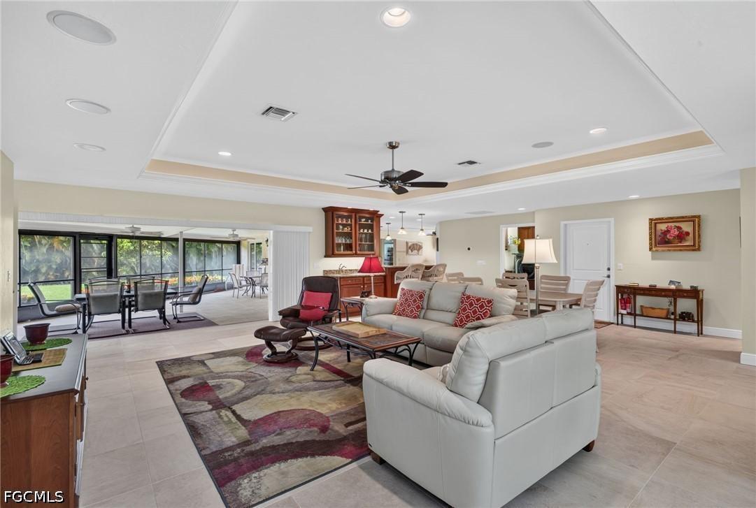 4478 Windjammer Ln., Fort Myers, FL 33919