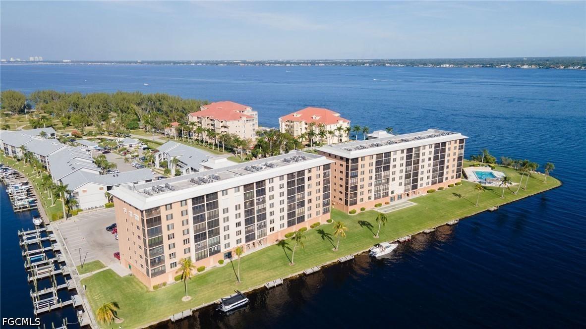 4260 SE 20th Pl. #401, Cape Coral, FL 33904