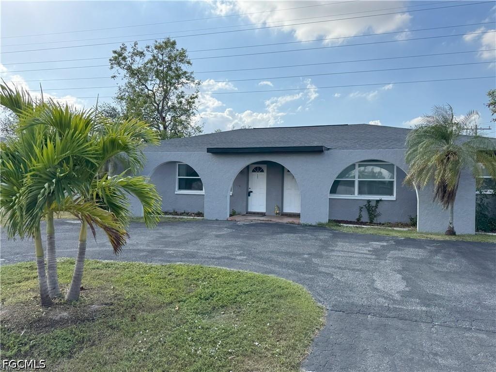 4402-4404 Santa Barbara Blvd., Cape Coral, FL 33914