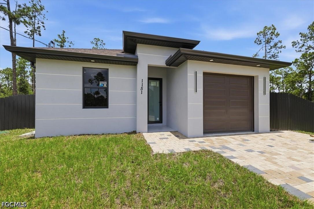1151 Rachel St., Lehigh Acres, FL 33974