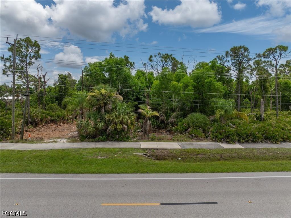 5750 Stringfellow Rd., St James City, FL 33956