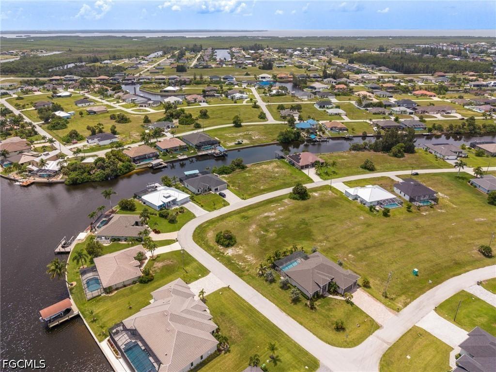 2210 NW 37th Pl., Cape Coral, FL 33993