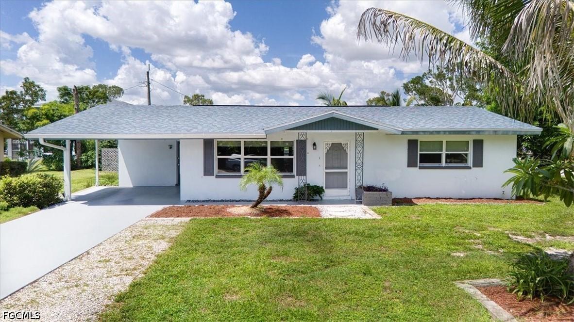 2373 Chandler Ave., Fort Myers, FL 33907