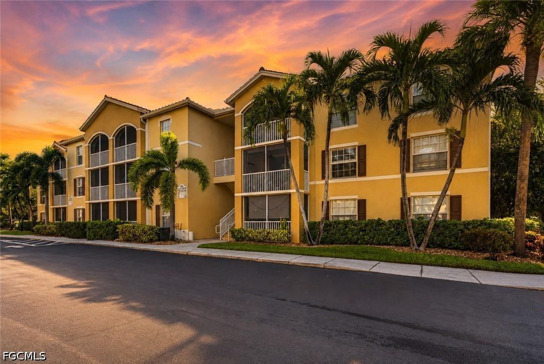 4122 Residence Dr. #121, Fort Myers, FL 33901